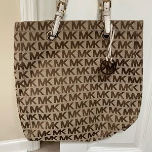 Michael Kors tote